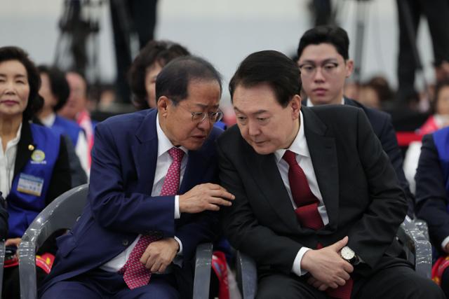 홍준표 윤석열에 전직 대통령답게 마지막 길 당당하게 가라고 함