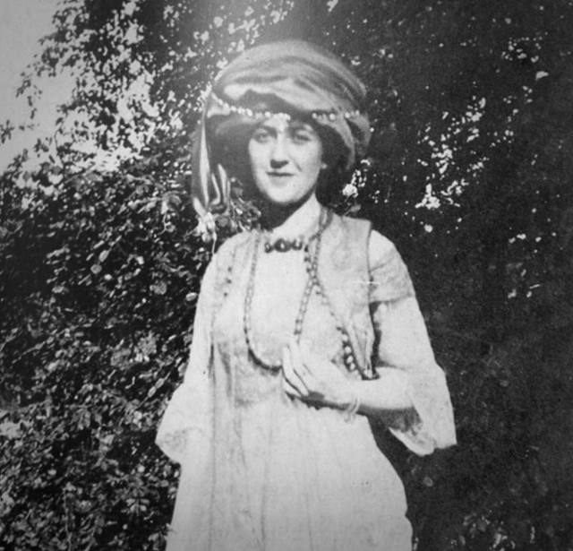 [기억할 오늘] '미스터리의 여왕'의 실종 미스터리