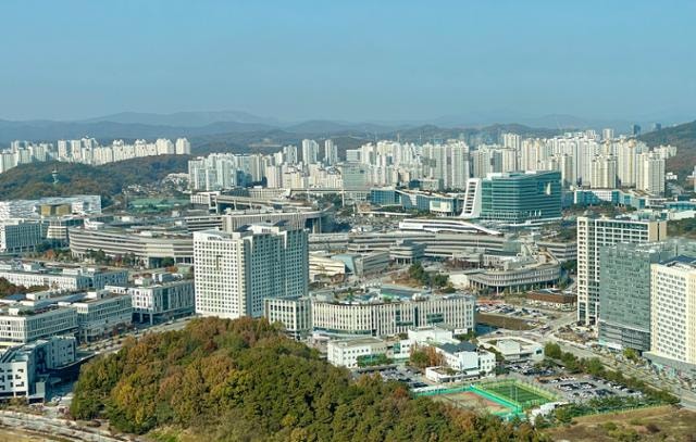 '부산행' 해수부 시작으로…세종청사 도미노 재배치