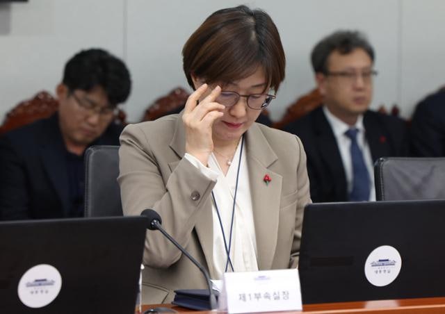 野 "인사농단 장본인은 김현지"… 與는 '만사현통' 차단하며 엄호 모드