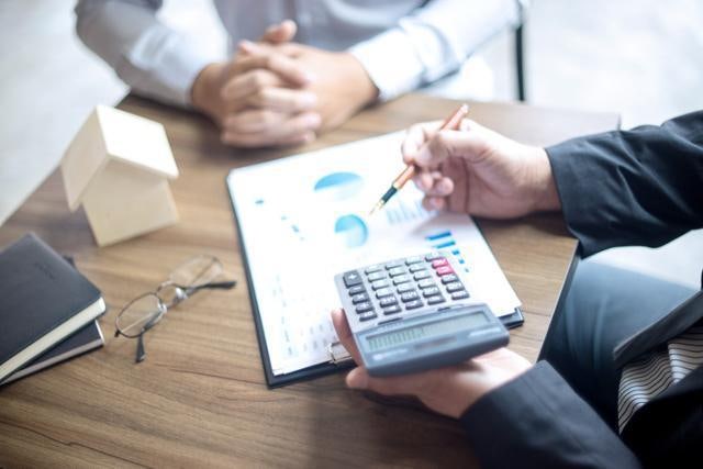 은행 실적 개선에도, 고환율에 '건전성 지표' BIS 자본비율 하락