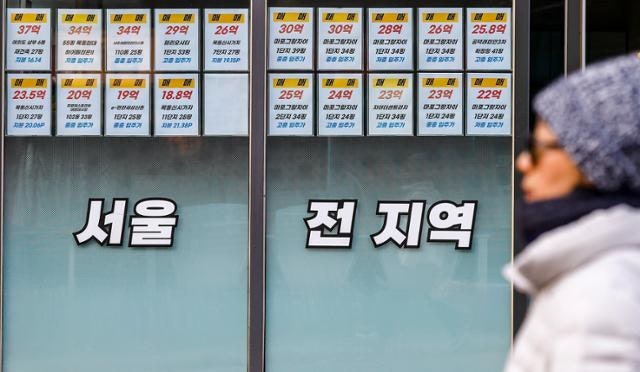 2000조 원이 부동산에 묶여… 한은 "기업으로 돌리면 성장률 상향"