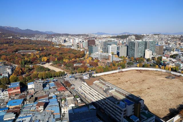 서울 종로구 종묘와 세운 4구역 재개발 공사 현장 모습.뉴스1