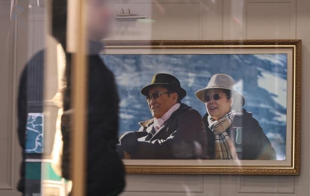 경찰, 한학자 뇌물 피의자 적시... 최정점 돌파로 수사 속도 높인다