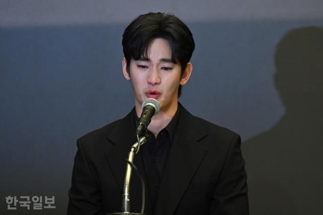 "'미성년 때 <b>김수현</b>과 교제' <b>김새론</b> 생전 <b>녹취록</b>, AI 조작 여부 판정 불...