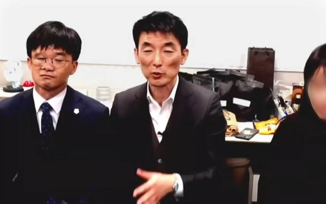 혐오와 막말로 돈을 버는 자, 누구인가 [뉴스룸에서]