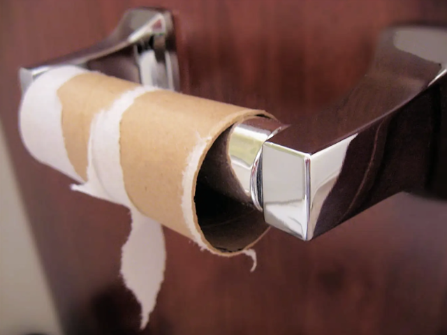 [기억할 오늘] 규제-자율 규제 없는 미디어의 폐해와 비용