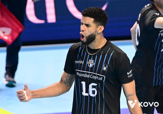 '7,000 득점' 코앞 레오, '레전드'라 불러 다오