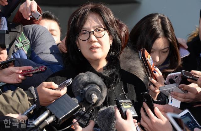 역사 왜곡이냐 학문 탄압이냐… '제국의 위안부'가 돌아왔다