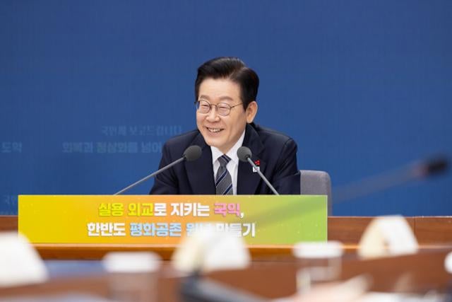 이 대통령 "北, 요즘은 진짜 원수 된 것 같아"…5·24 조치 물으며 대북제재 완화 시그널