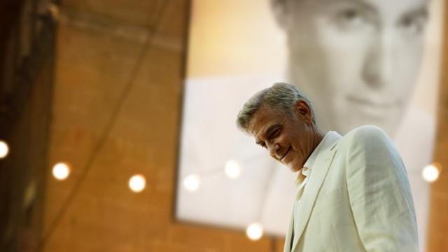 톱스타 클루니가 연기하는 톱스타, 맞춤형 캐스팅일까 미스캐스팅일까?