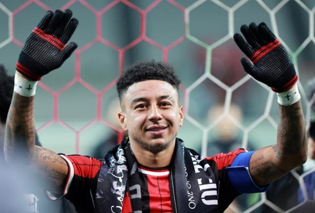 '게으른 천재'에서 '든든한 캡틴'으로...한국살이 마무리한 '서울 남자' 제시 린가드 [이달의 스포츠 핫 피플]