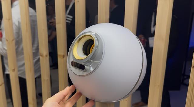 11일 미국 캘리포니아주 샌프란시스코에 위치한 툴스 포 휴머니티(TFH) 본사에 오브(Orb)가 설치돼 있다.실리콘밸리=박지연 특파원