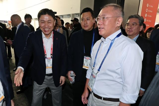 [현장]"모베드랑 컬래버 하시죠"...정의선이 콕 찍은 새 짝꿍은