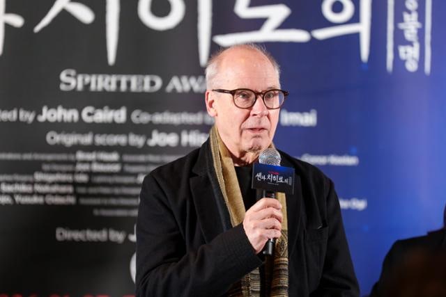 거장 연출가에게도 모험이었던 '센과 치히로', 붓으로 그린 환상을 무대로