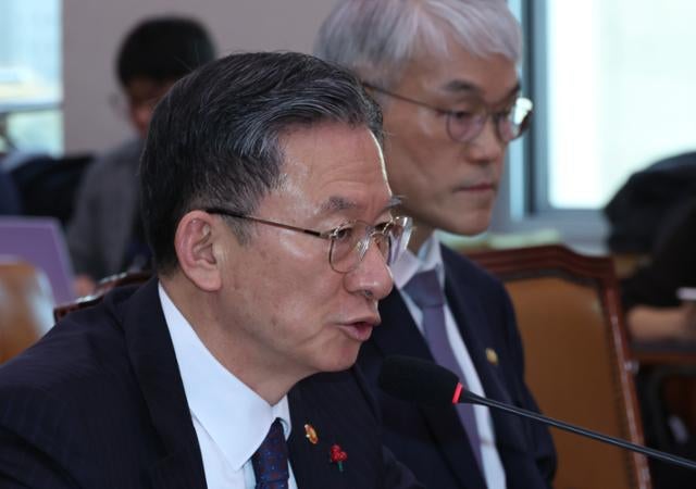 법무장관 "2차 특검 필요"… 비용 지적엔 "제도 정상화가 더 시급"