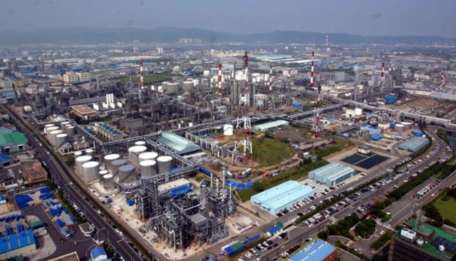 석유화학 위기에… 울산 남구도 고용위기지역 지  정