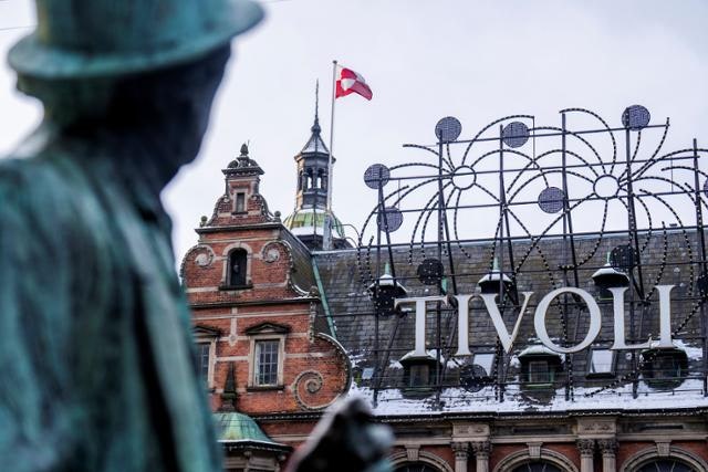 덴마크 "기존 협정 활용" VS 미국 "완전한 지배력 확보"...협상서 합의될까