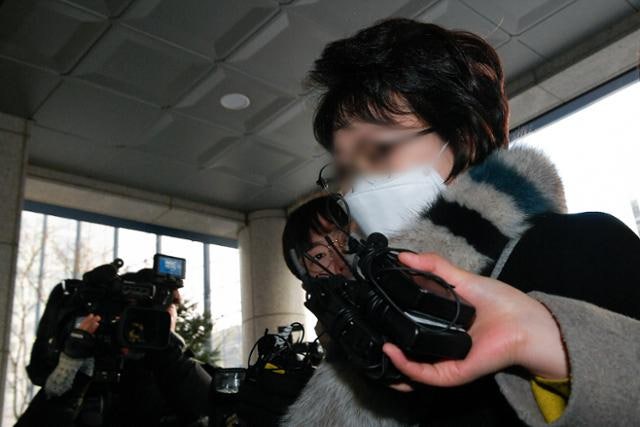 [단독] 김병기 측, 구의원 출마자에 '경력 부풀리기' 코치까지… 지역구 쥐락펴락