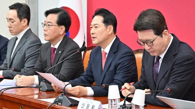 국민의힘, 간판만 바꾼다고 지지율 오르나… '도로한국당' 우려도