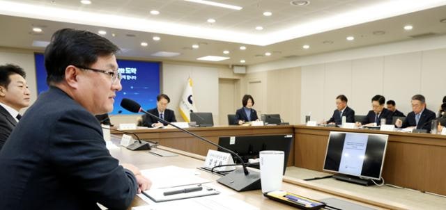 '에너지고속도로' 1년 앞당기고, 원전 가동률 최고로 높인다