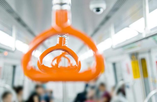 3호선 오금역 연기 때문에 열차 멈췄었대!