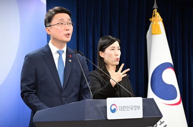 "학습된 가중치 사용은 무임승차"... 베일 벗은 '독자성' 기준 타당했나