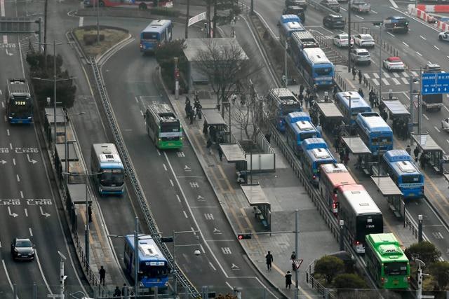 서울 버스 요금 3년 전에 올렸는데 또?… 1800원 돼야 적자 보전