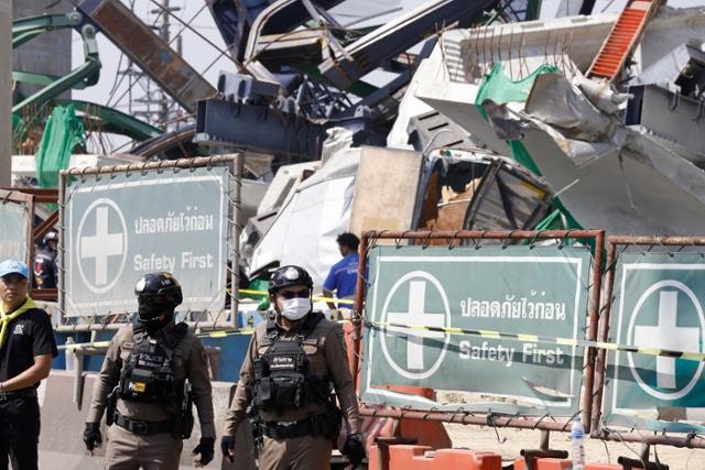 '32명 참사' 태국 크레인 시공사, 하루 만에 또 사고… "모든 계약 해지"
