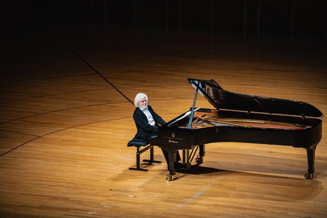 연주 너머의 서사, 음악은 어떻게 이야기가 되는가