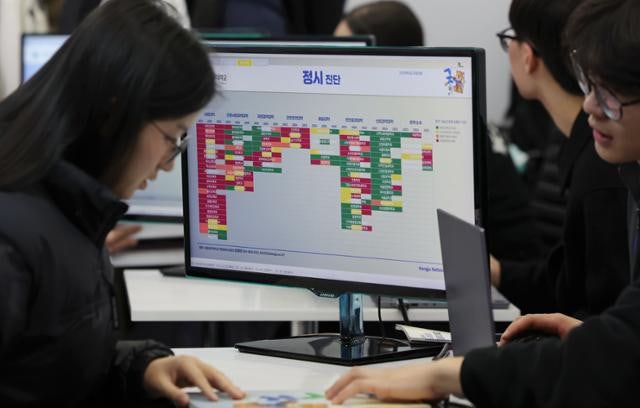 "졸업하면 하이닉스" 취업 보장에 계약학과 지원 몰렸다