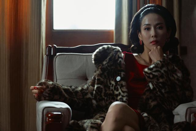 디즈니플러스 '메이드 인 코리아'의 배금지(조여정).월트디즈니 컴퍼니 코리아 제공