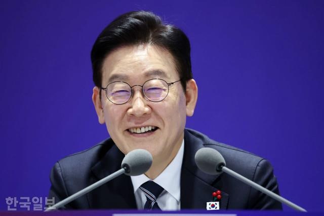 이 대통령, 코스피5000에 "국민연금 250조 늘어...걱정  안 해도 돼"
