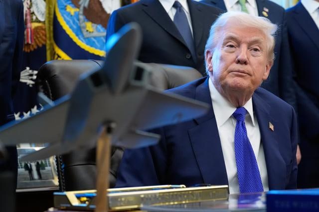 "中에 또 안 당해"… 美, 17조원 투입해 핵심광물 비축한다