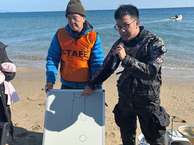 [르포] 강제동원 조선인 수몰 유해 기다렸지만… 발굴 재개 첫날은 실패