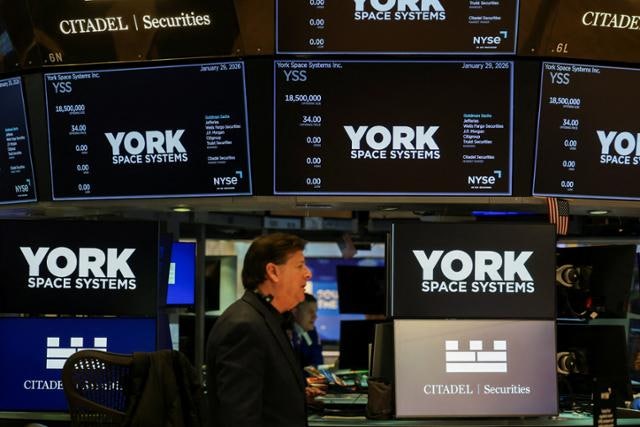 "AI가 기업 SW 대체할 것"…뉴욕증시 'SW 시총' 430조 원 증발