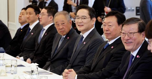 지역 투자·청년 일자리 짊어진 10대 기업…어디에 얼마나, 어떻게?