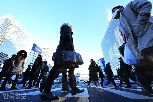 한국 대기업 초봉이 일본보다 41%나 많다고? [팩트체크]
