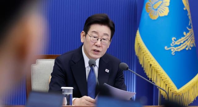 이 대통령, 위례신도시 檢 항소 포기에 "되지도 않는 사건으로 나를 엮어"