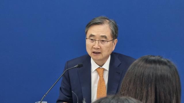 조현 장관 "美, 합의 이행 지연 원치 않아…비관세 장벽 조속한 진전 요구"