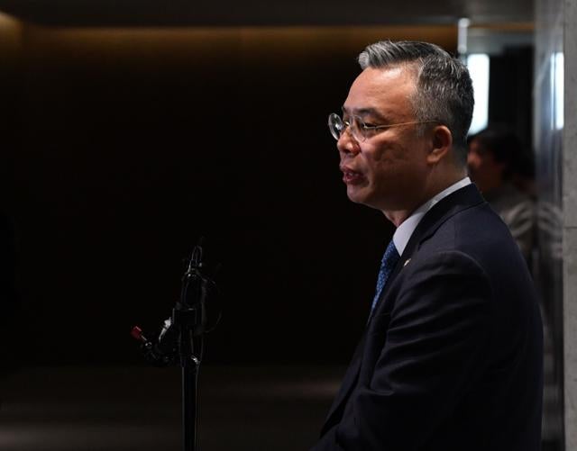 권창영 특검 "계엄 가담 행위 밝혀지지 않은 사실 많아… 철저한 규명"