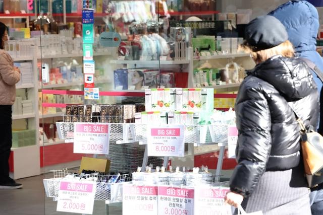 '300만 외국인 잡아라' 카드·보험업계 외국인 고객 공략 나선다