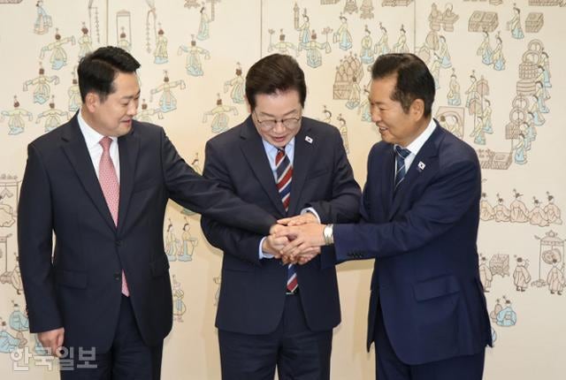 [속보] 이 대통령, 내일 청와대서 정청래·장동혁 대표와 오찬 회동