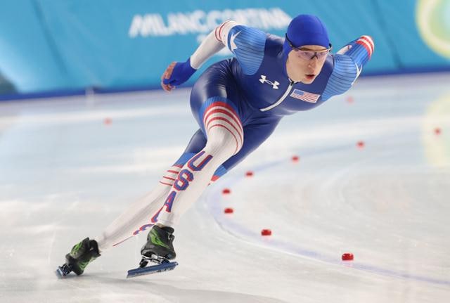 '빙속 괴물' 스톨츠, 첫 경기서 올림픽 신기록… 4관왕 금빛 시동