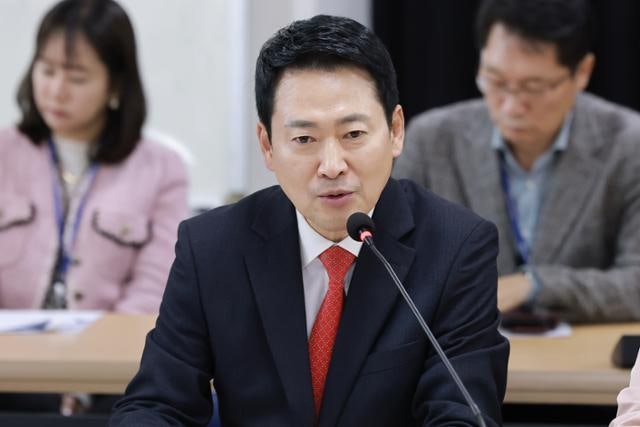 사법개혁 속도전에 제1 야당 대표 靑 회동 불참... 설 정국 급랭