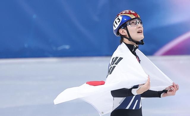 임종언, '날 내밀기'로 극적인 동메달... "전날까지도 자신 없었는데..."