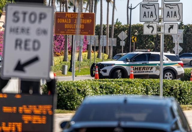 '트럼프 지지' 가정   출신 20대, 총 갖고 마러라고 진입하려다 사살