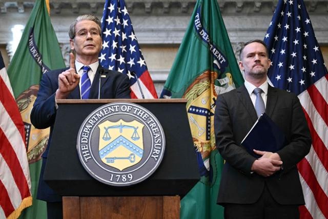 무역합의 미룬 국가가 승자? 미국 "아니다, 301조로 관세 복원"