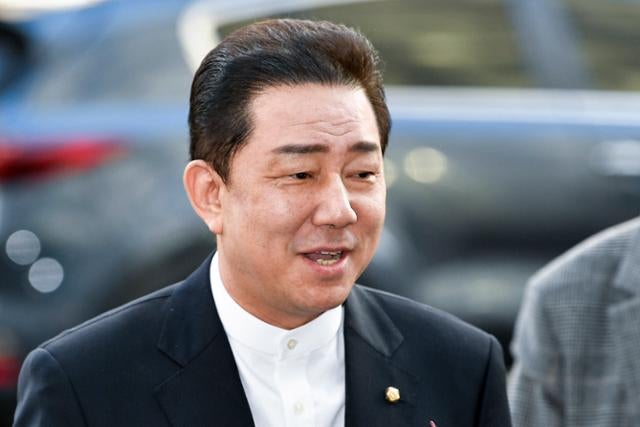 '13가지 의혹' 김병기 14시간 넘게 첫 조사… 수사 착수 두 달 만