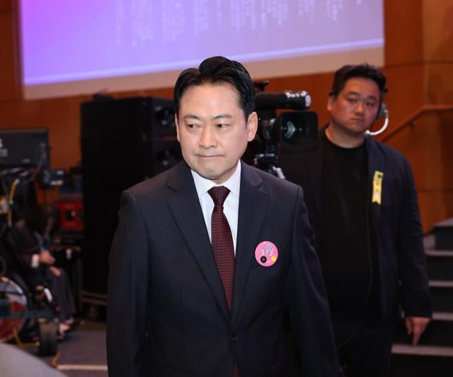 위기의 장동혁, 끝장투쟁으로 '이 대통령과 일대일 구도'에 안간힘